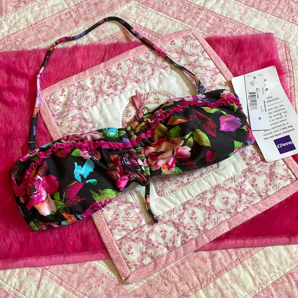 Allen B. By Allen Schwartz Bikini Top Size 4